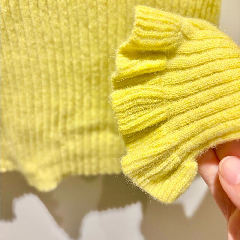 SEE BY CHLOE 🖤 Yellow Ruffled Sweater - Picture 8 of 8